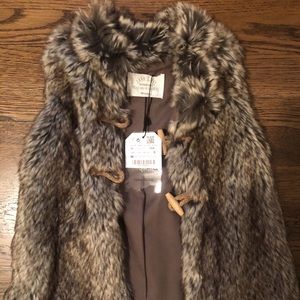 Zara Toddler Girls Fur Vest  Size 4